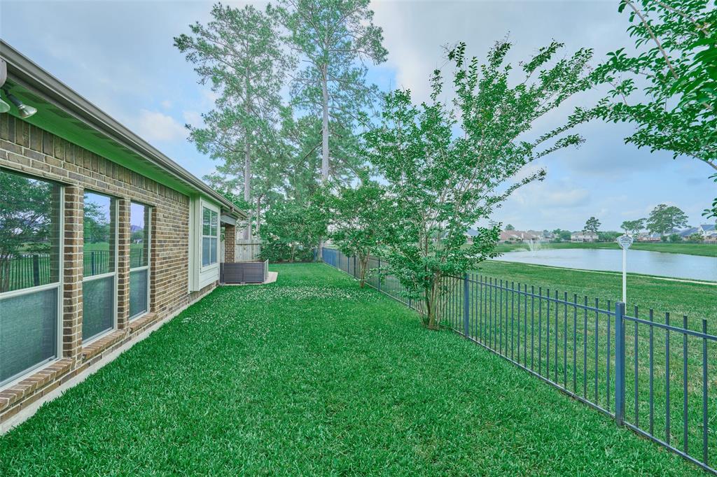 4526 Sorrell Glen Court, Spring, Texas image 34