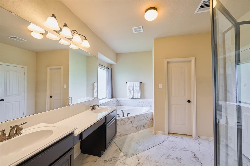 4526 Sorrell Glen Court, Spring, Texas image 21