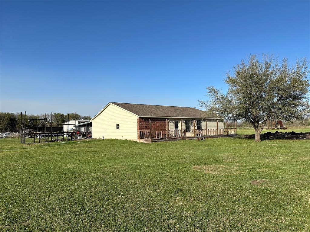 37330 Elberta Lane, Brookshire, Texas image 4