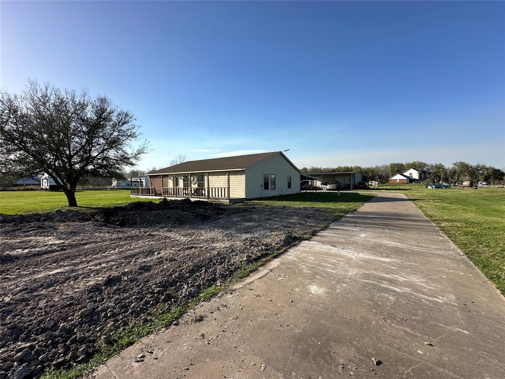 37330 Elberta Lane, Brookshire, Texas image 7