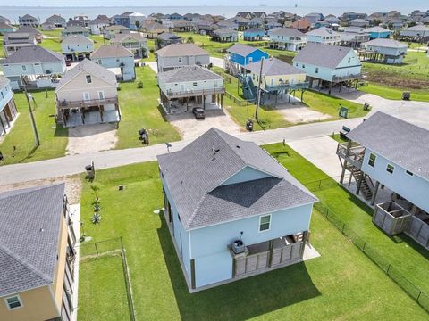 A home in Crystal Beach