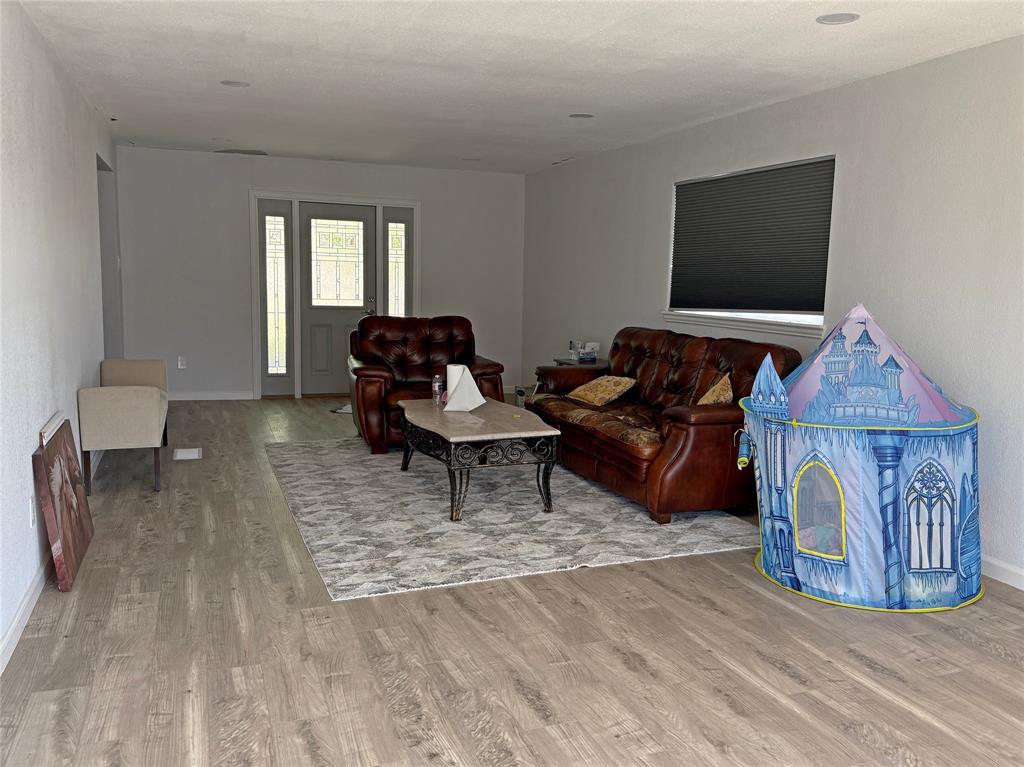 585 River Oaks Drive, Trinity, Texas image 5