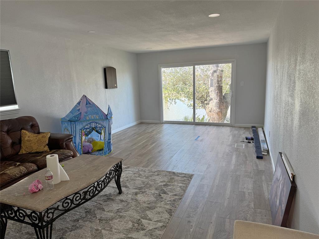 585 River Oaks Drive, Trinity, Texas image 2