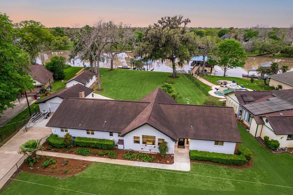20316 County Road 510b, Brazoria, Texas image 1