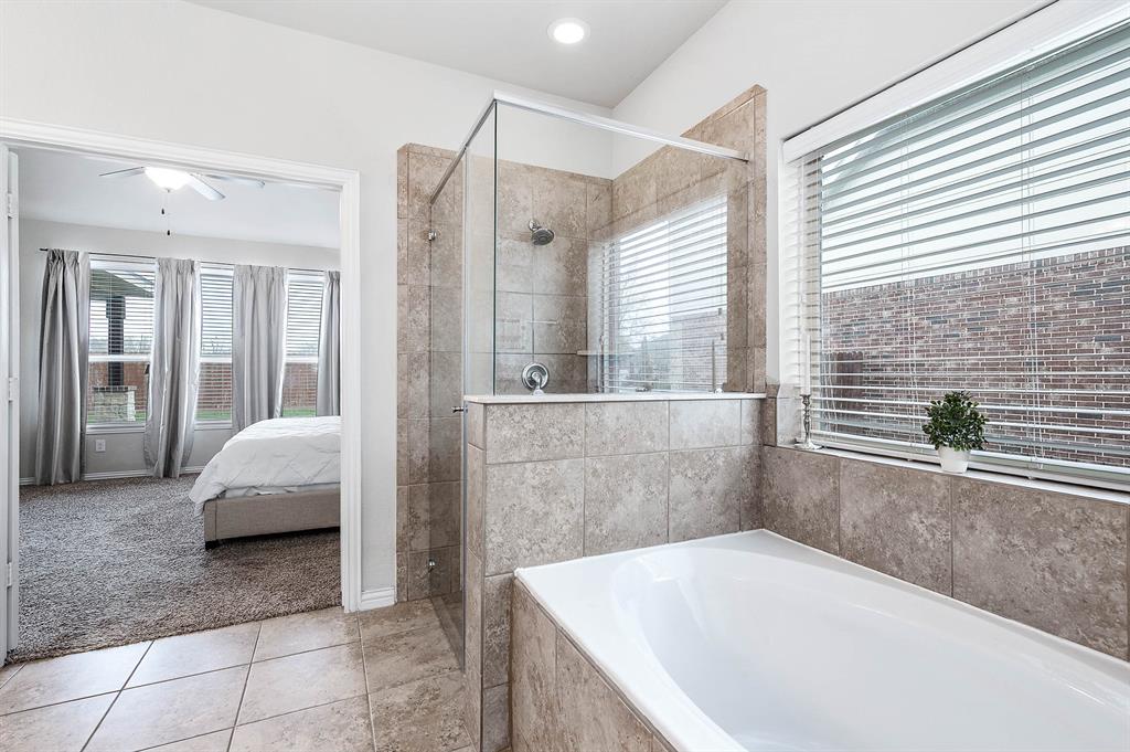 3901 Penny Lane, Deer Park, Texas image 28