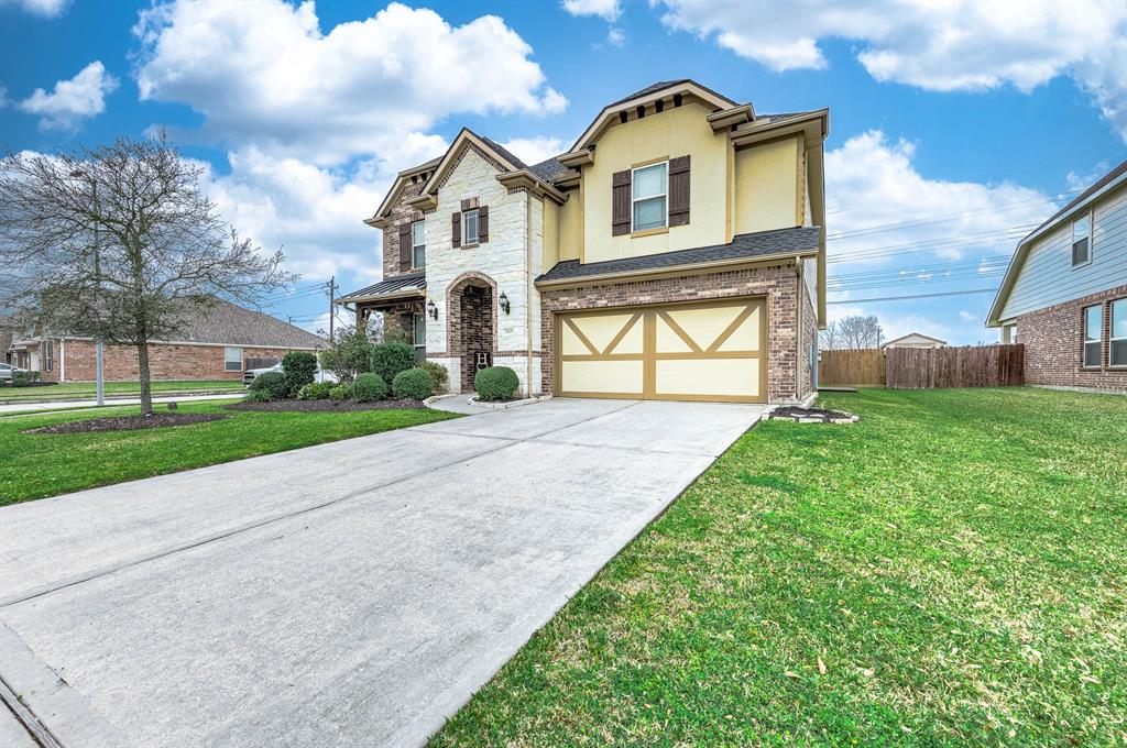3901 Penny Lane, Deer Park, Texas image 3