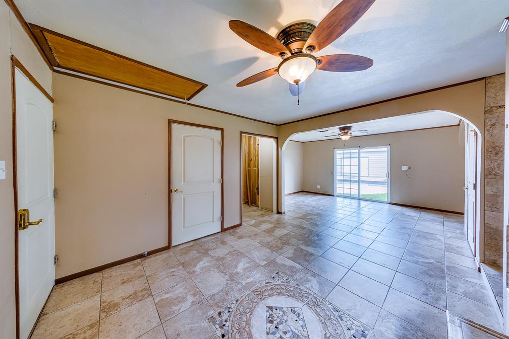 309 Still Forest Street, Liberty, Texas image 40