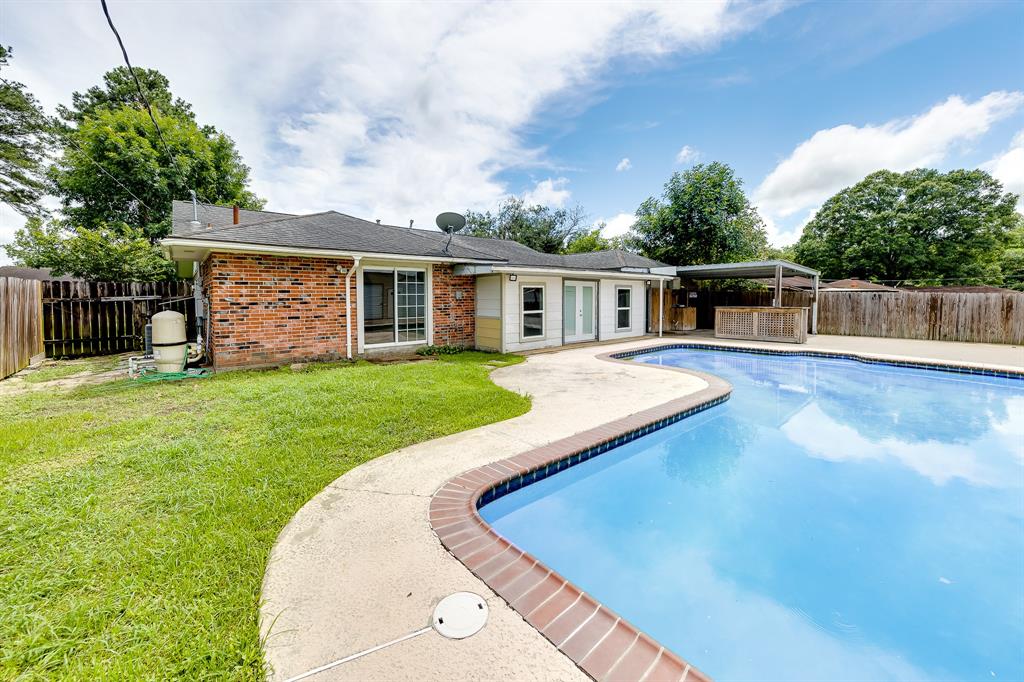 309 Still Forest Street, Liberty, Texas image 14