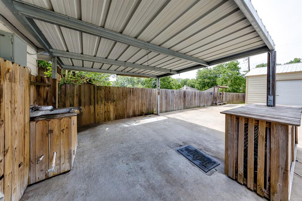 309 Still Forest Street, Liberty, Texas image 15