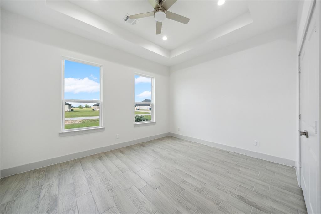 619 Longhorn Trail, Angleton, Texas image 24