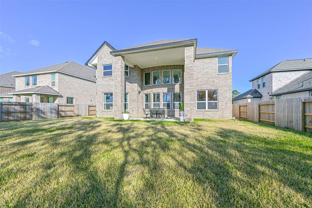 4918 Great Oaks Drive, Pearland, Texas image 2