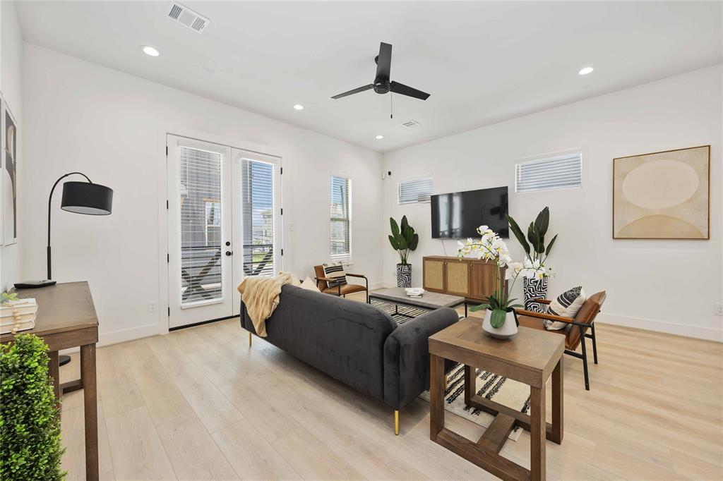 1929 Johanna Drive