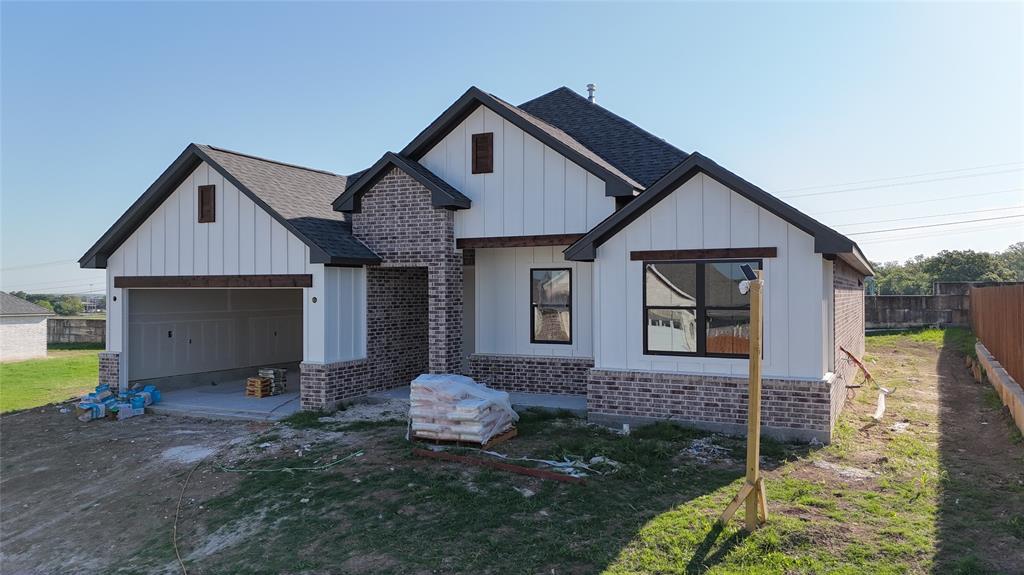 122 Buffalo Ridge Road, Giddings, Texas image 1