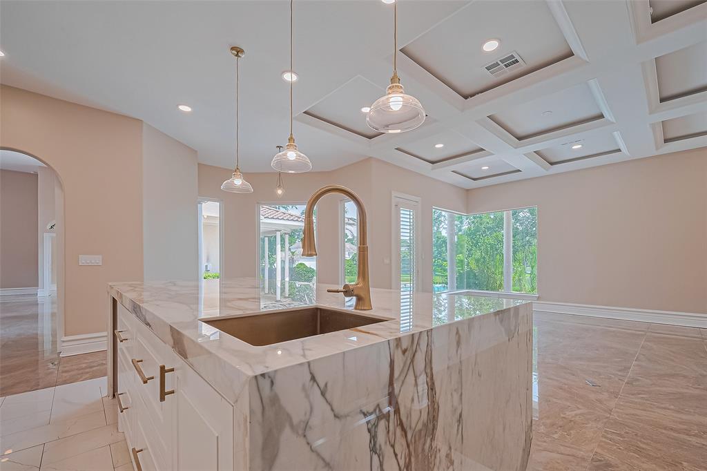 8522 Haven Trail, Tomball, Texas image 24