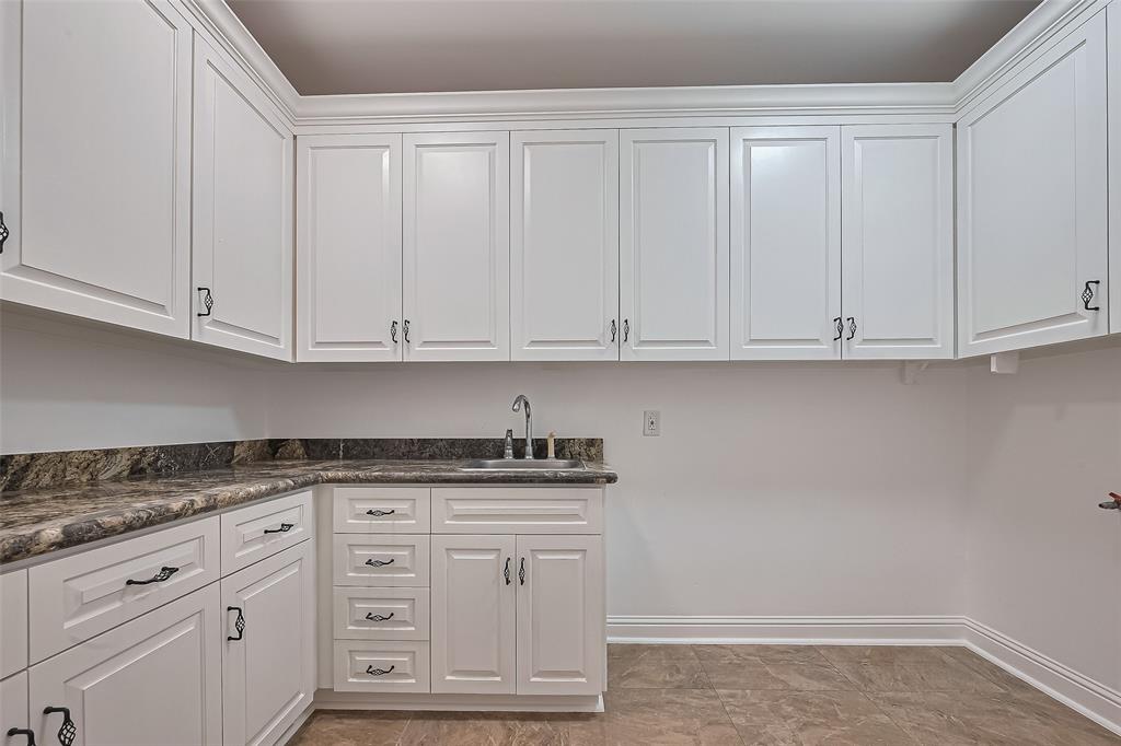 8522 Haven Trail, Tomball, Texas image 37