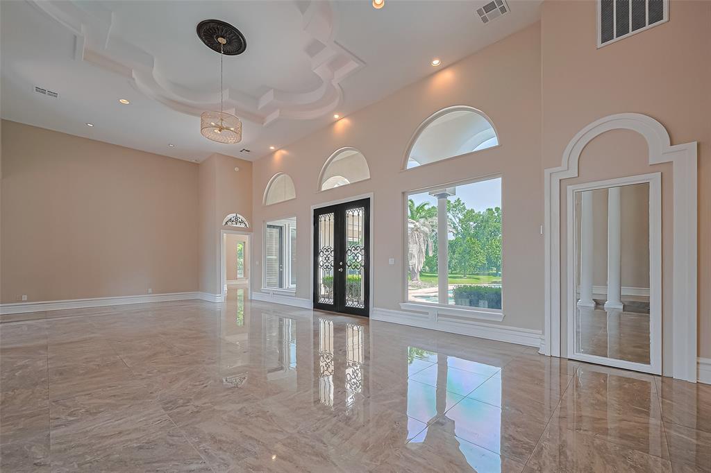 8522 Haven Trail, Tomball, Texas image 11