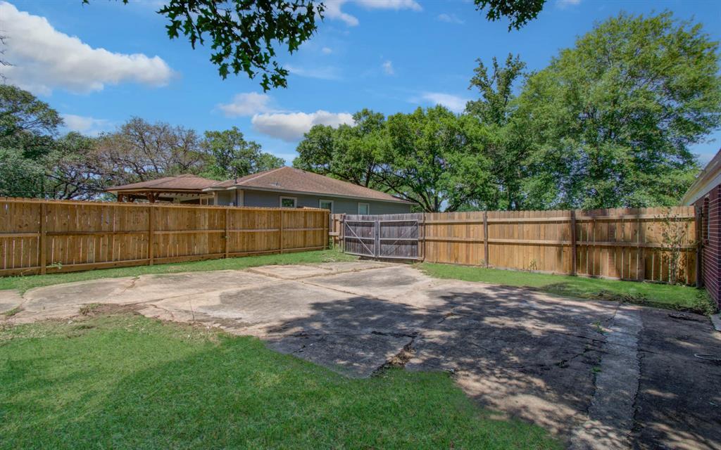 2404 Hollywood Avenue, Liberty, Texas image 30
