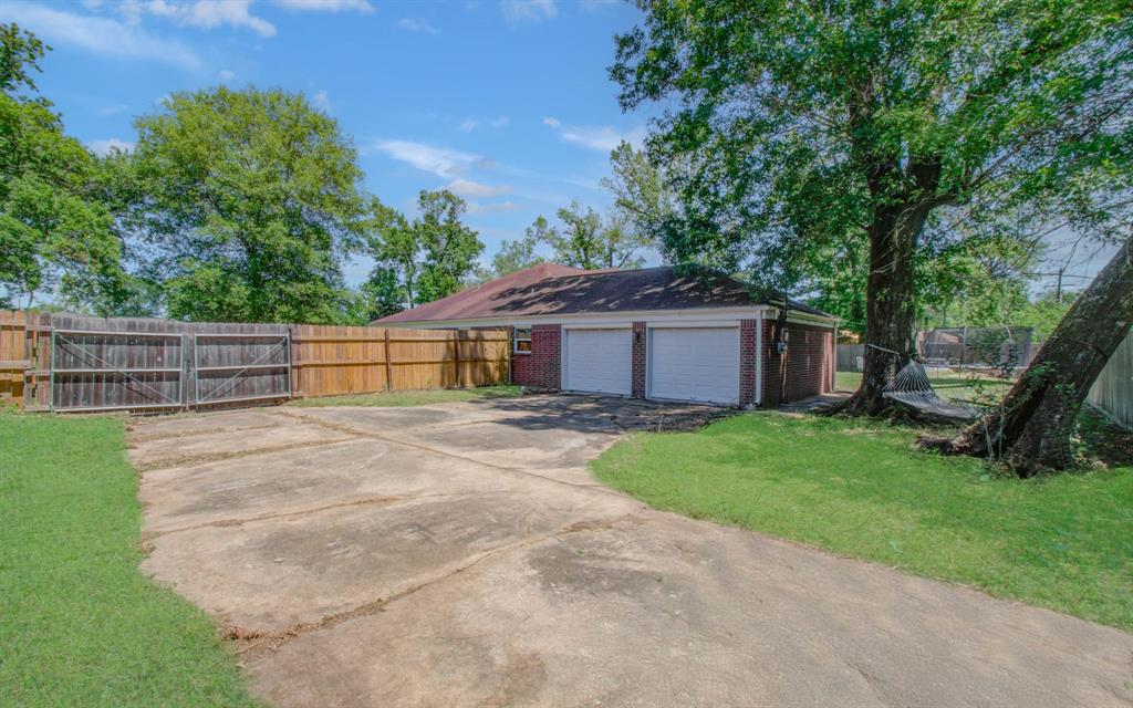 2404 Hollywood Avenue, Liberty, Texas image 28