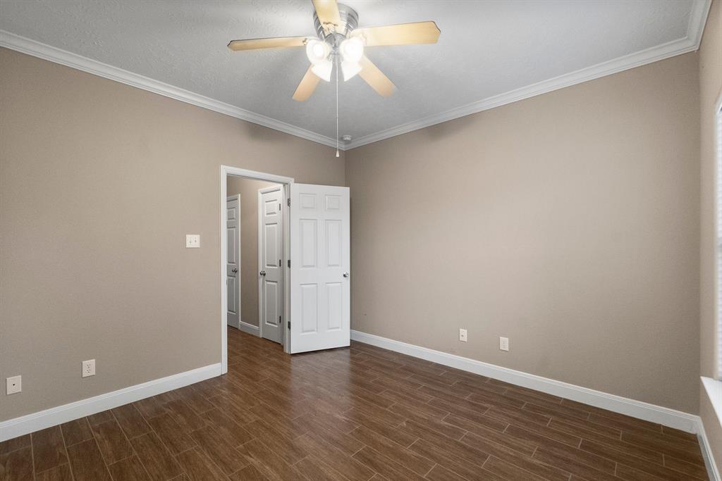13003 Point Aquarius Boulevard, Willis, Texas image 30