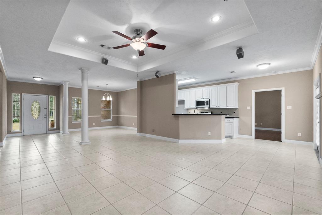 13003 Point Aquarius Boulevard, Willis, Texas image 10