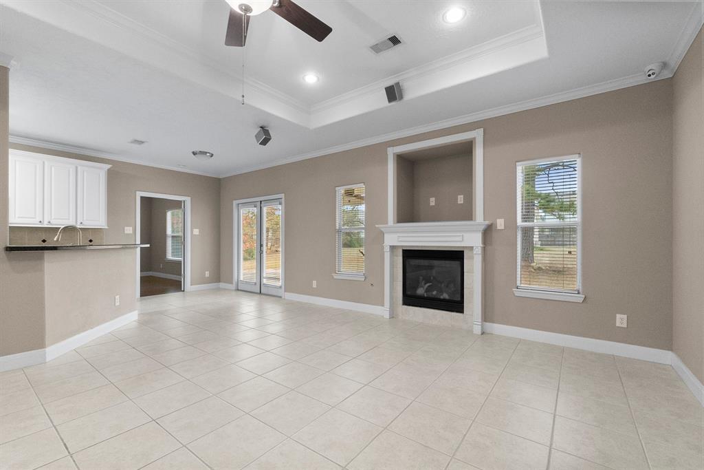 13003 Point Aquarius Boulevard, Willis, Texas image 9
