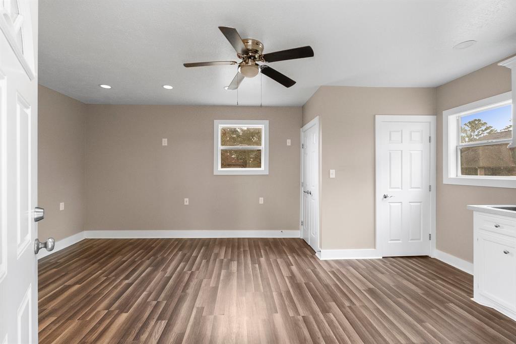 13003 Point Aquarius Boulevard, Willis, Texas image 36