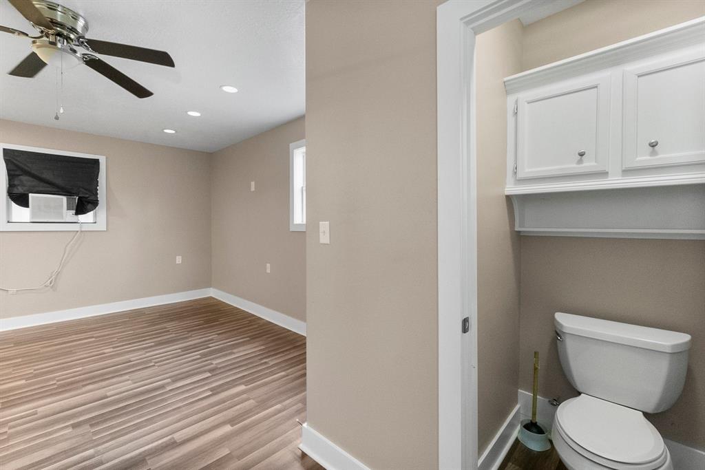 13003 Point Aquarius Boulevard, Willis, Texas image 38
