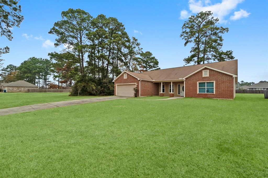 13003 Point Aquarius Boulevard, Willis, Texas image 1