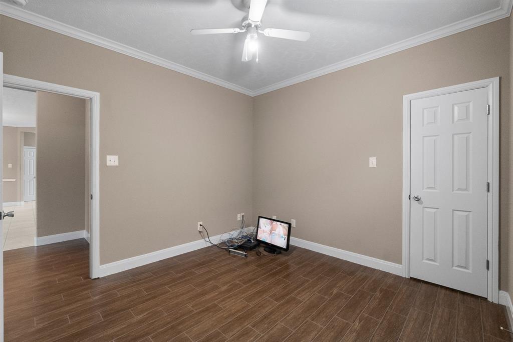 13003 Point Aquarius Boulevard, Willis, Texas image 28