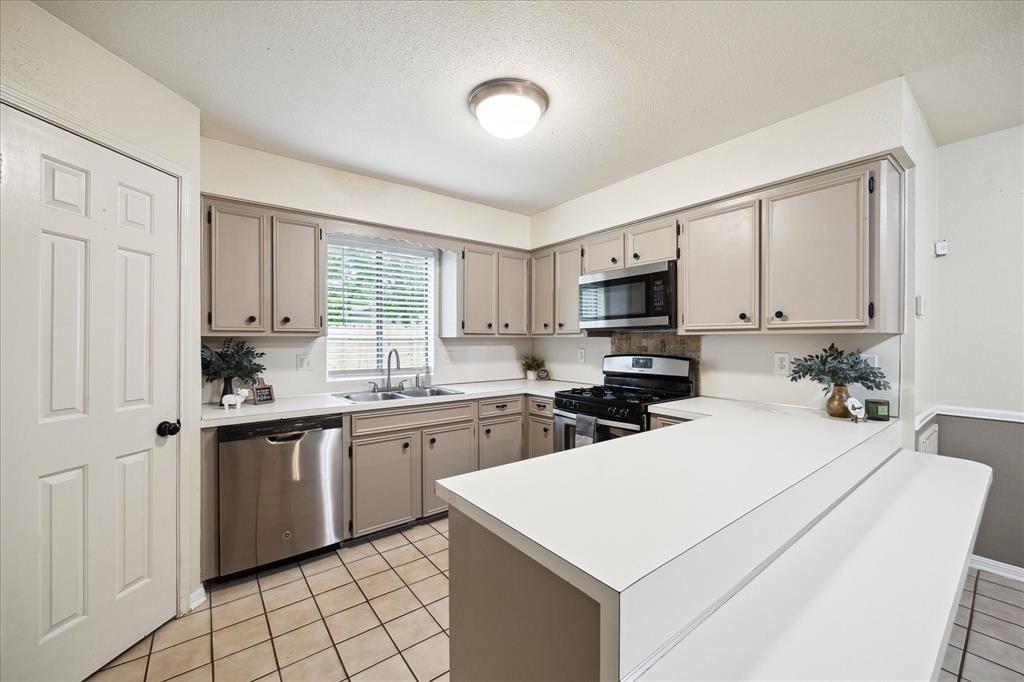 4086 Sherwood Street, Kingwood, Texas image 7