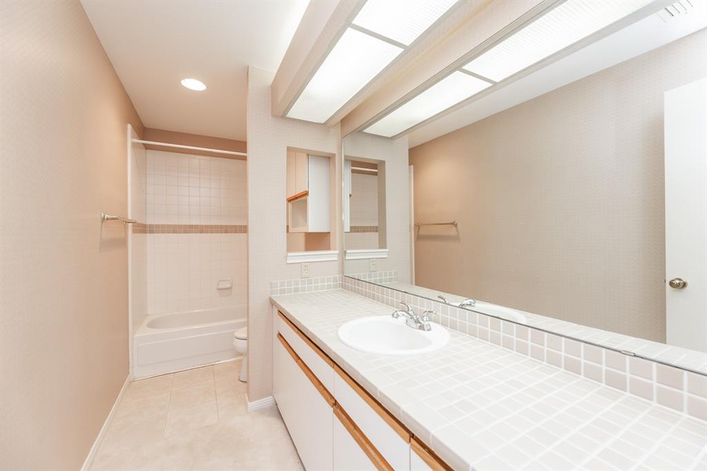 4144 Greystone Way #706, Sugar Land, Texas image 22