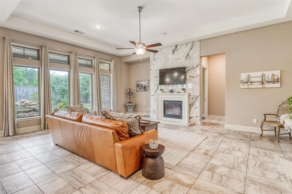 1010 Zoyas Creek Trail, Katy, Texas image 6