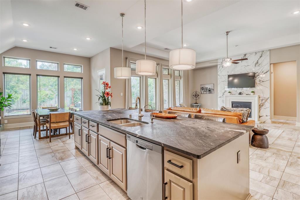 1010 Zoyas Creek Trail, Katy, Texas image 14