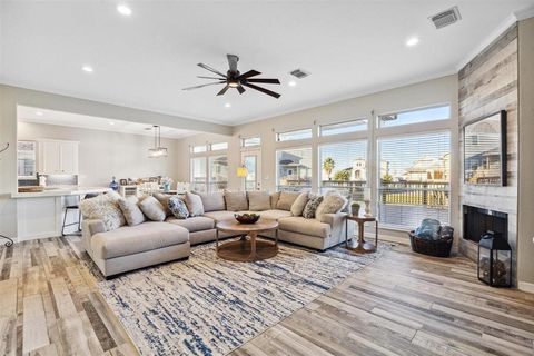 A home in Tiki Island