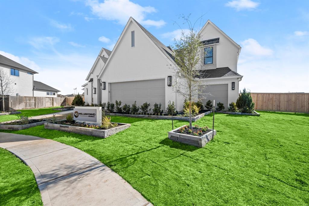 1902 Kessler Point Place, Katy, Texas image 4