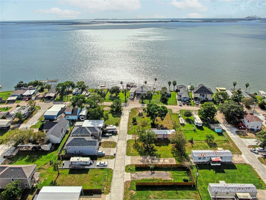 142 Flamingo Bight, Baytown, Texas image 11