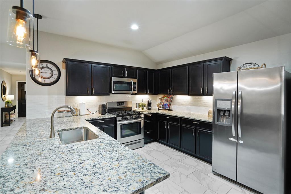 15482 Sicomoro Viejo Street, Channelview, Texas image 11