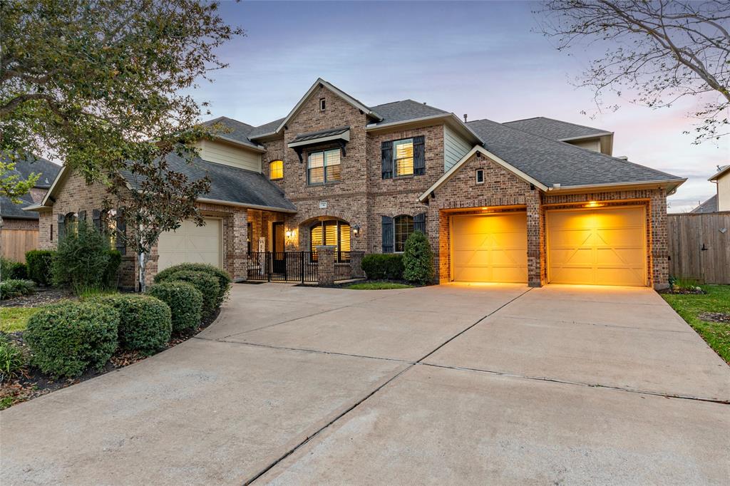 14 Combwell Garden, Missouri City, Texas image 1