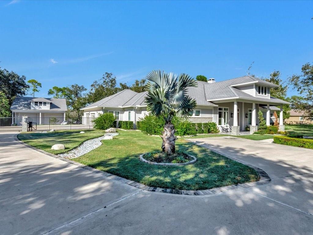 400 Hillcrest Drive
