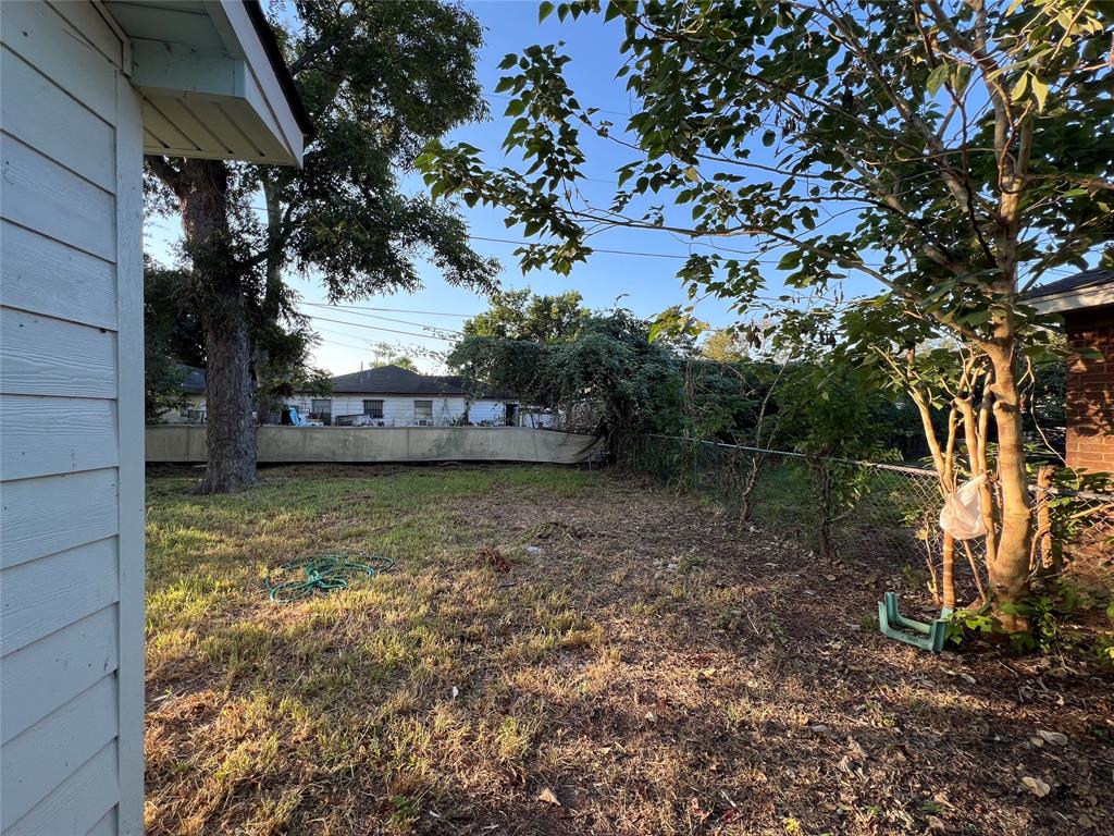 106 Avenue G, Sugar Land, Texas image 11