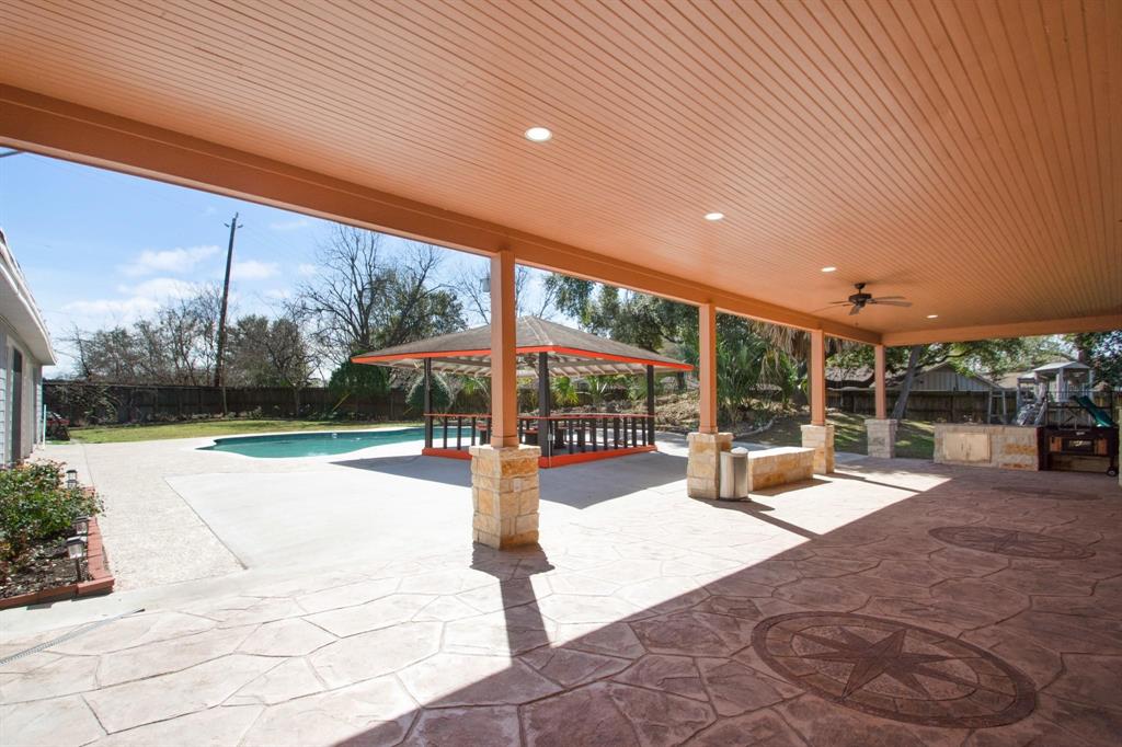 2212 S Fisher Court, Pasadena, Texas image 14