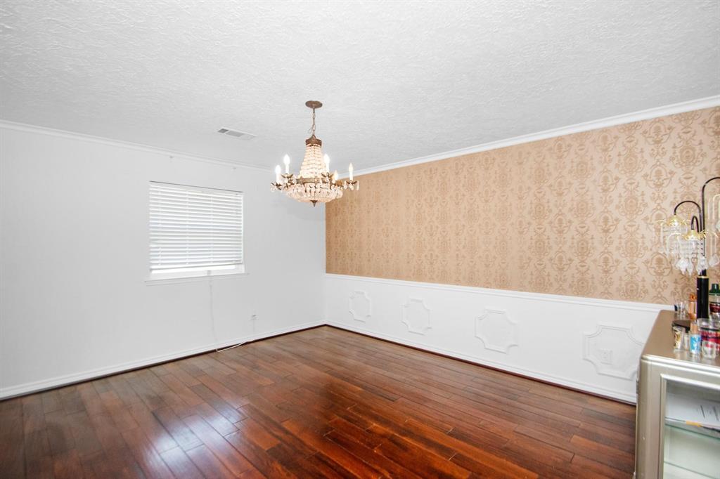 2212 S Fisher Court, Pasadena, Texas image 4