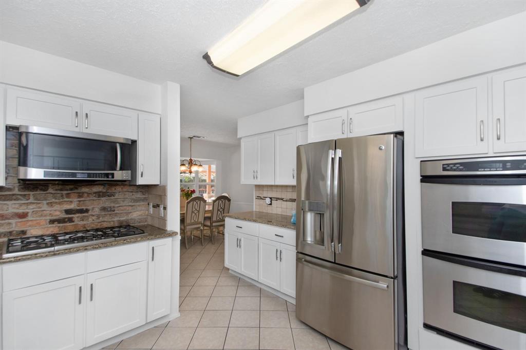 2212 S Fisher Court, Pasadena, Texas image 6