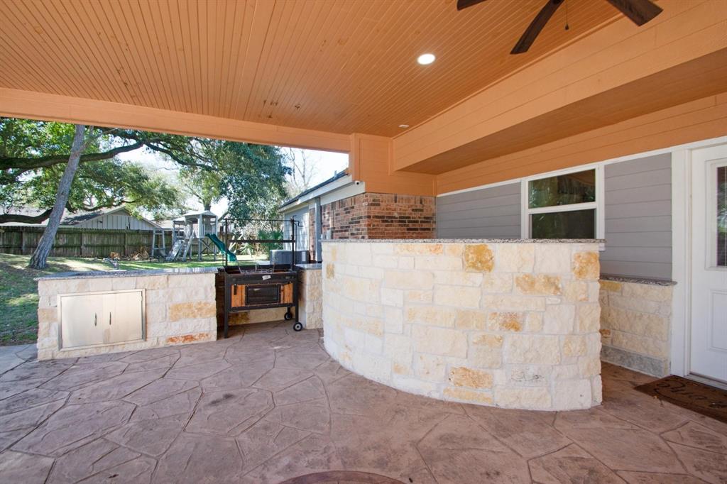 2212 S Fisher Court, Pasadena, Texas image 16