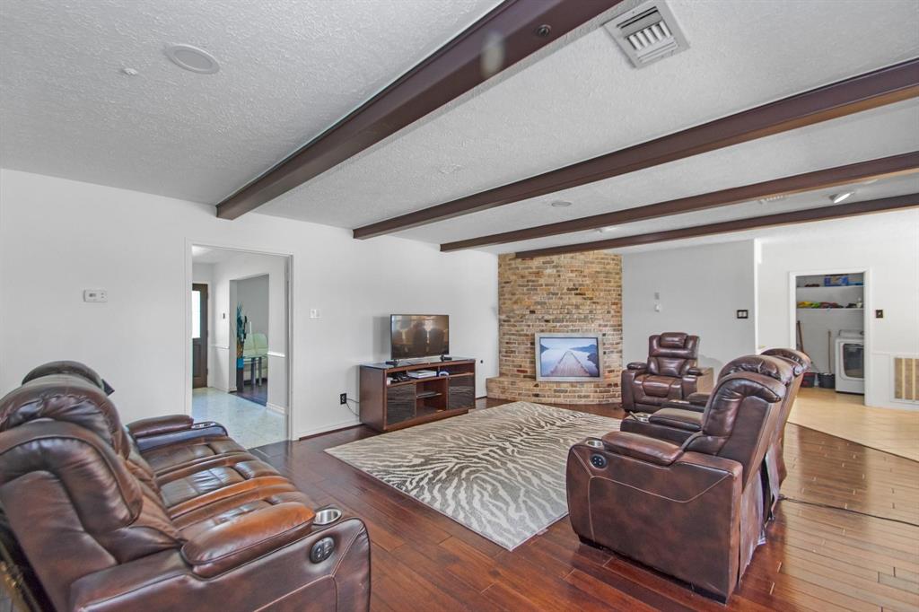 2212 S Fisher Court, Pasadena, Texas image 3