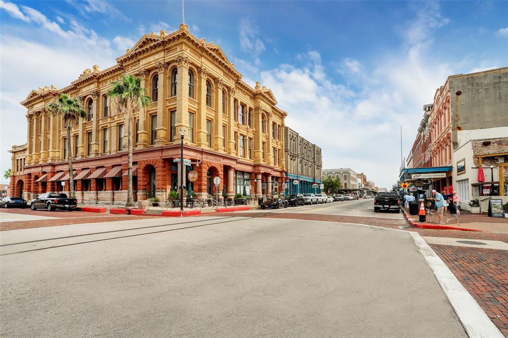 2918 Avenue L, Galveston, Texas image 8