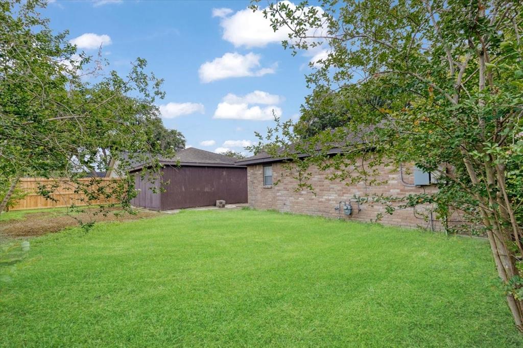 10518 Sageburrow Drive, Houston, Texas image 30