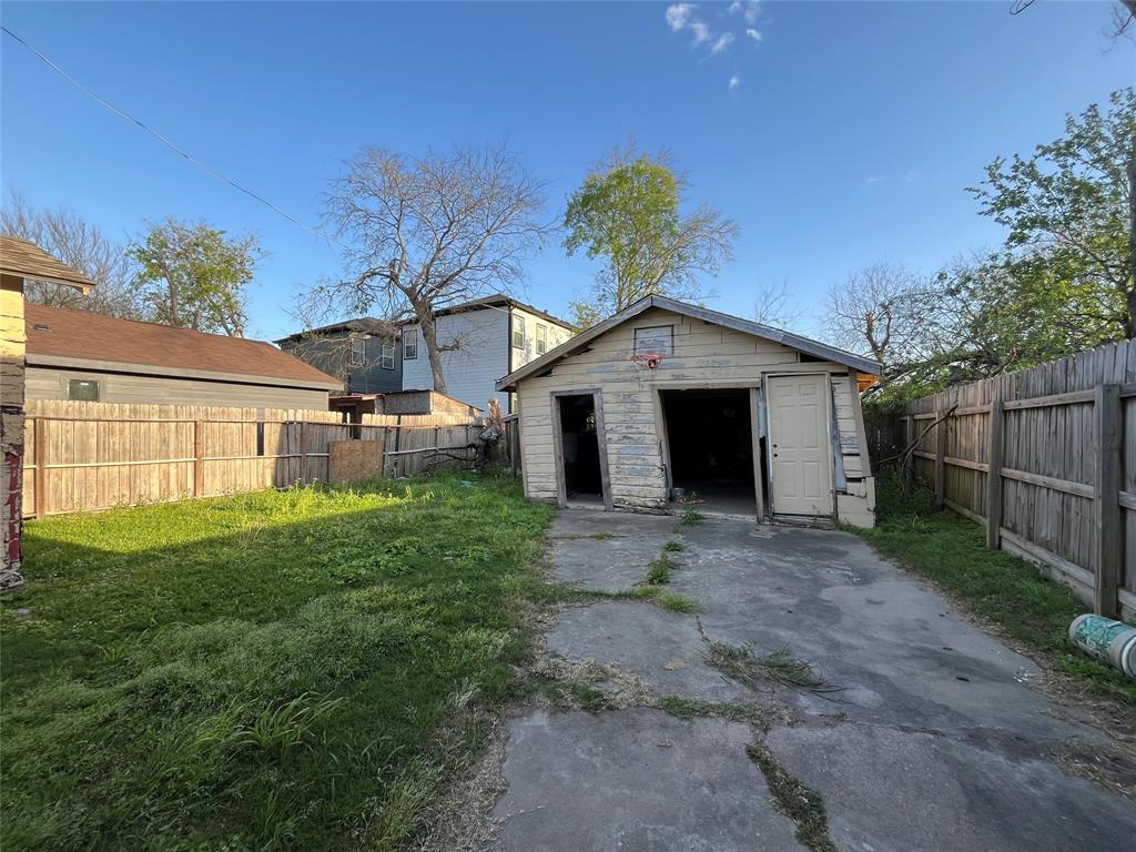1314 E 36th Street, Houston, Texas image 4
