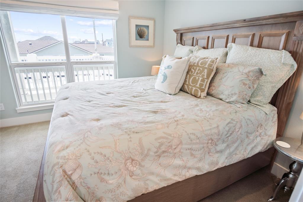 973 Sea Breeze, Crystal Beach, Texas image 25