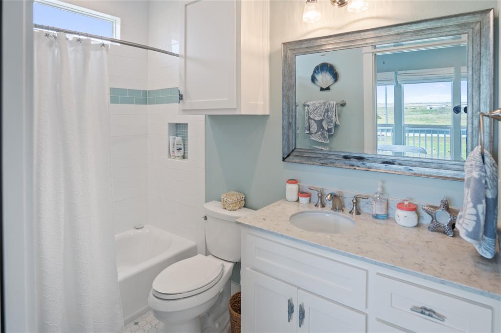 973 Sea Breeze, Crystal Beach, Texas image 32